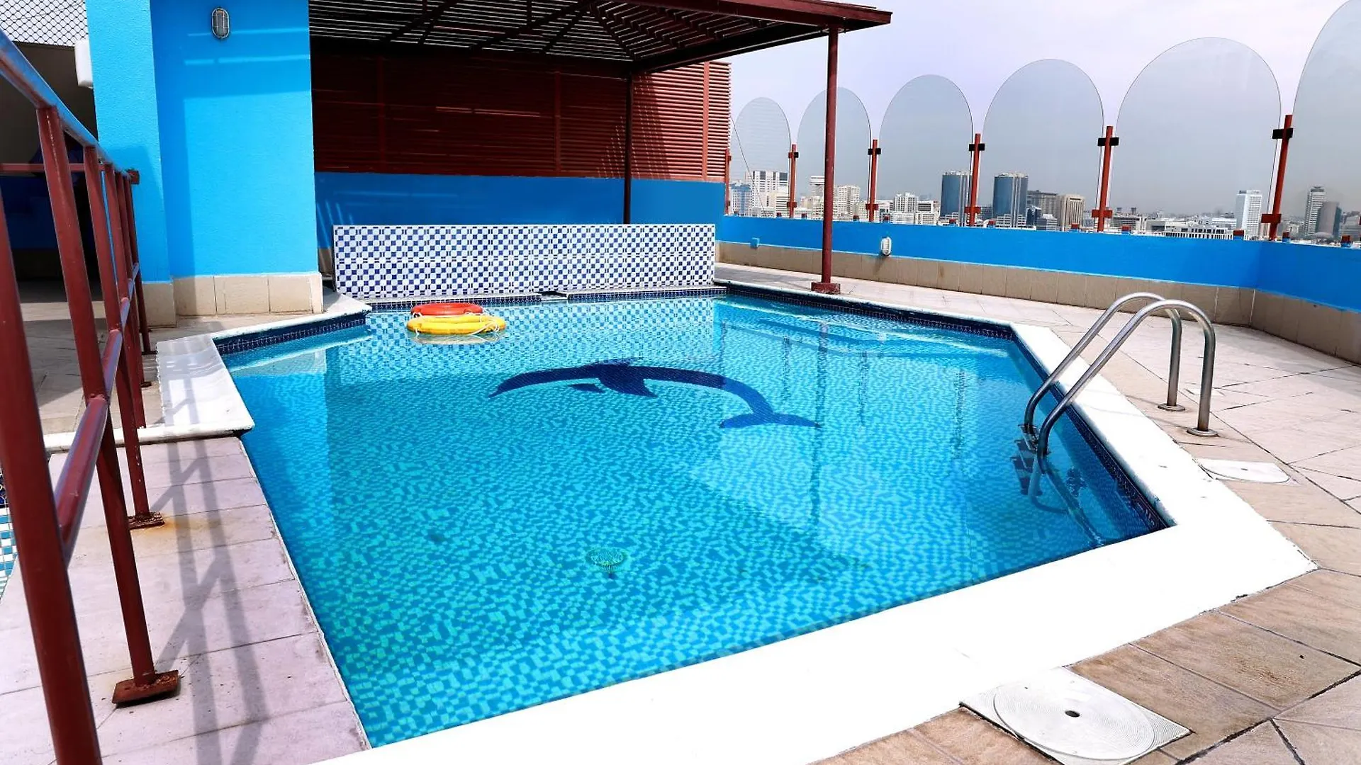 Dolphin Hotel Apartments Dubai 3*,