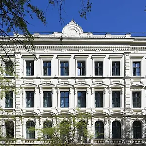 radisson-collection-hotel-basilica.inbudapesthotels.com/